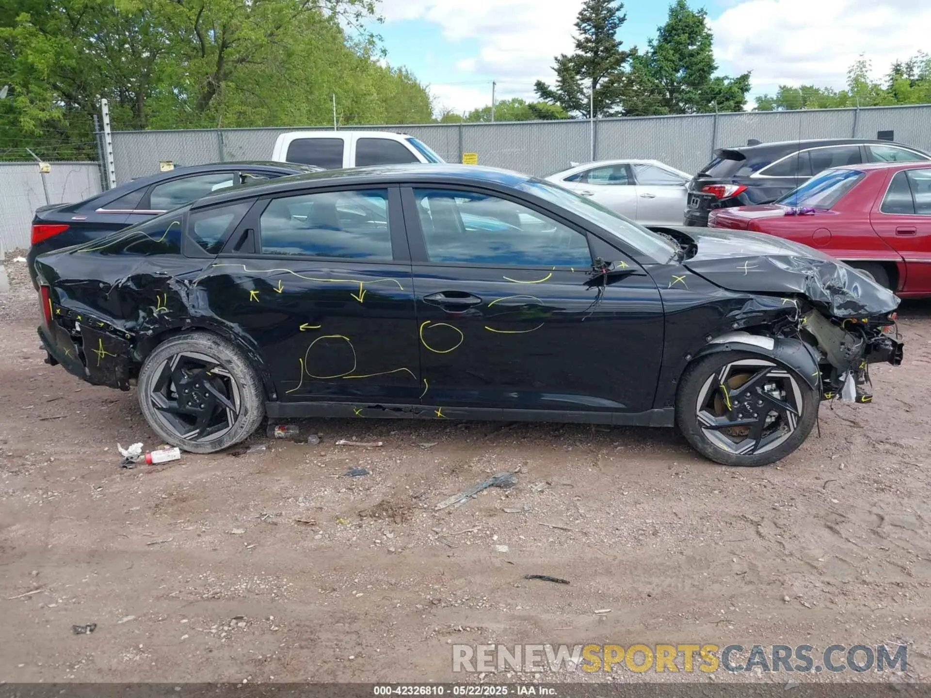 13 fotografías del automóvil dañado 3KPFU4DE8SE027744 KIA K4 2025
