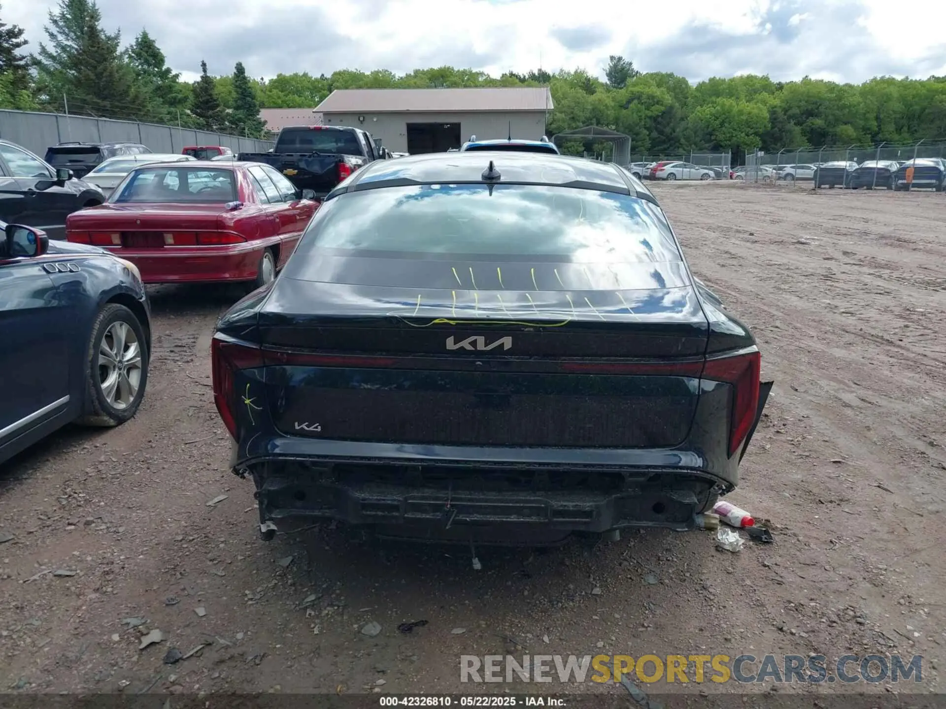 16 fotografías del automóvil dañado 3KPFU4DE8SE027744 KIA K4 2025