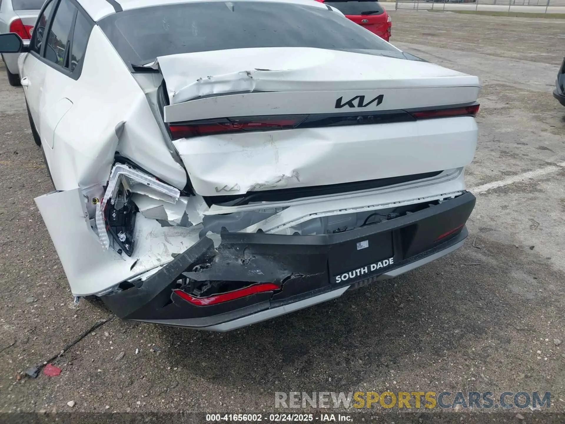 6 fotografías del automóvil dañado 3KPFU4DE9SE002366 KIA K4 2025