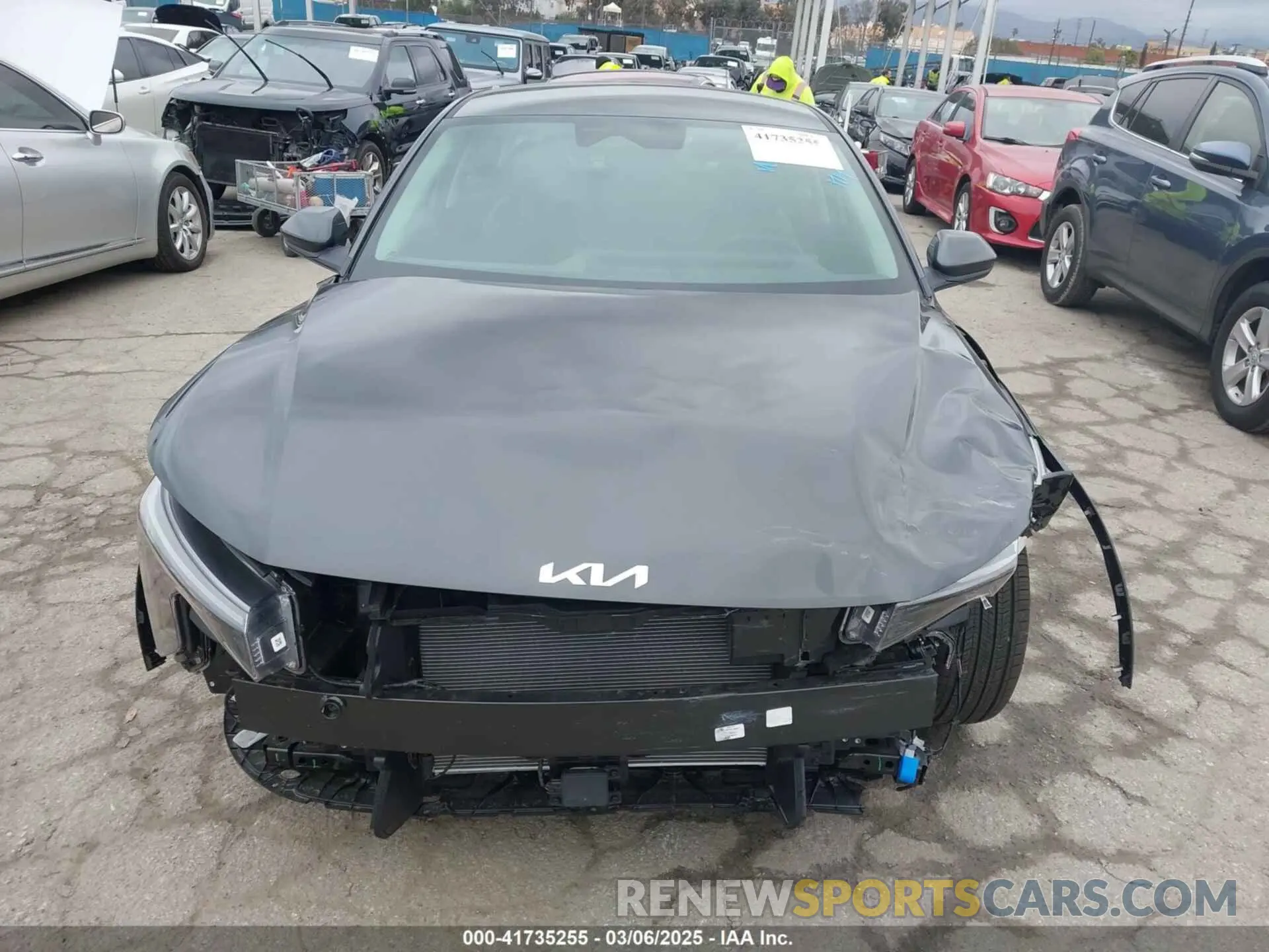 13 fotografías del automóvil dañado 3KPFU4DE9SE034492 KIA K4 2025
