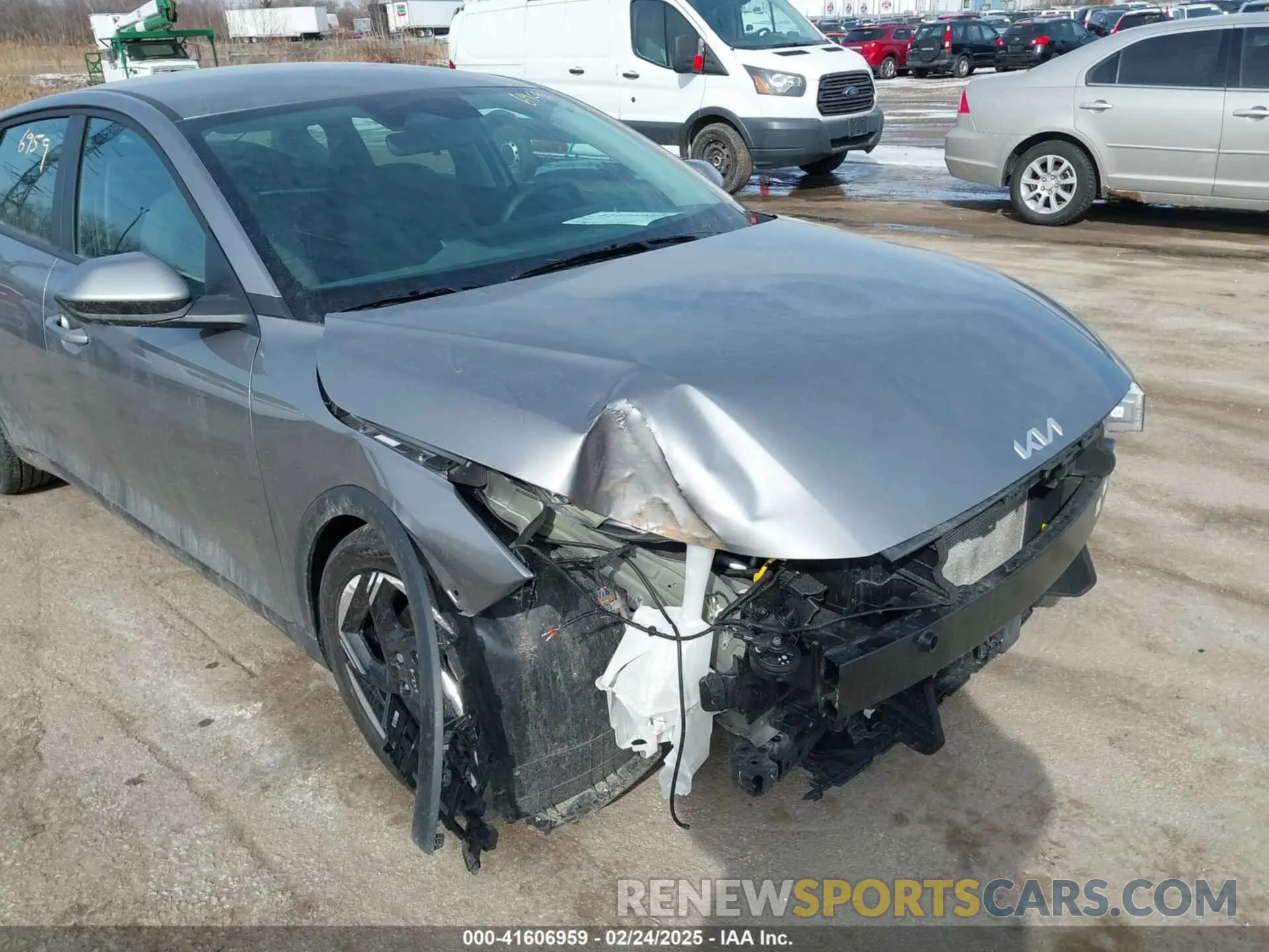 6 fotografías del automóvil dañado 3KPFU4DEXSE007673 KIA K4 2025