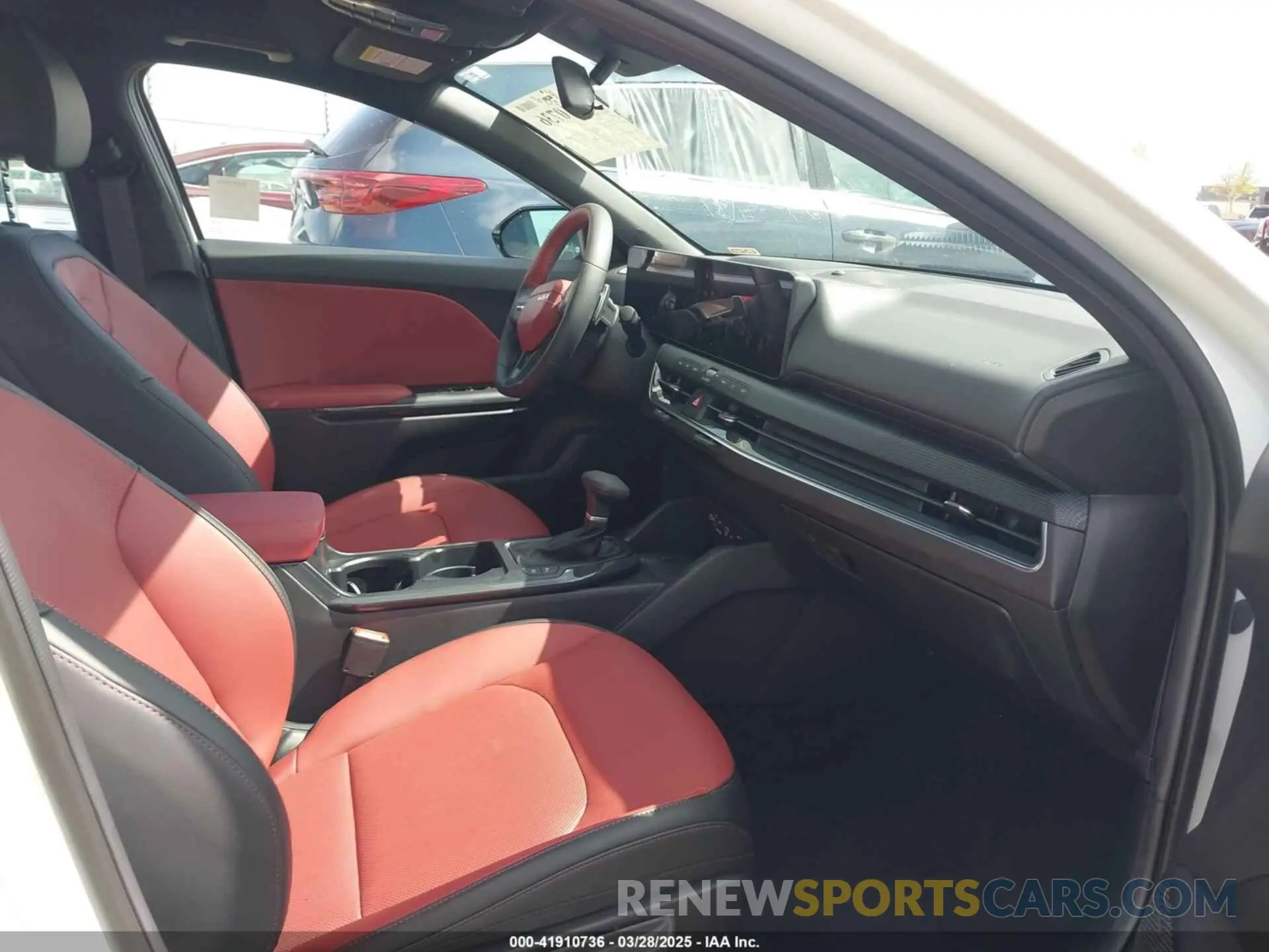 5 fotografías del automóvil dañado 3KPFW4DCXSE101030 KIA K4 2025