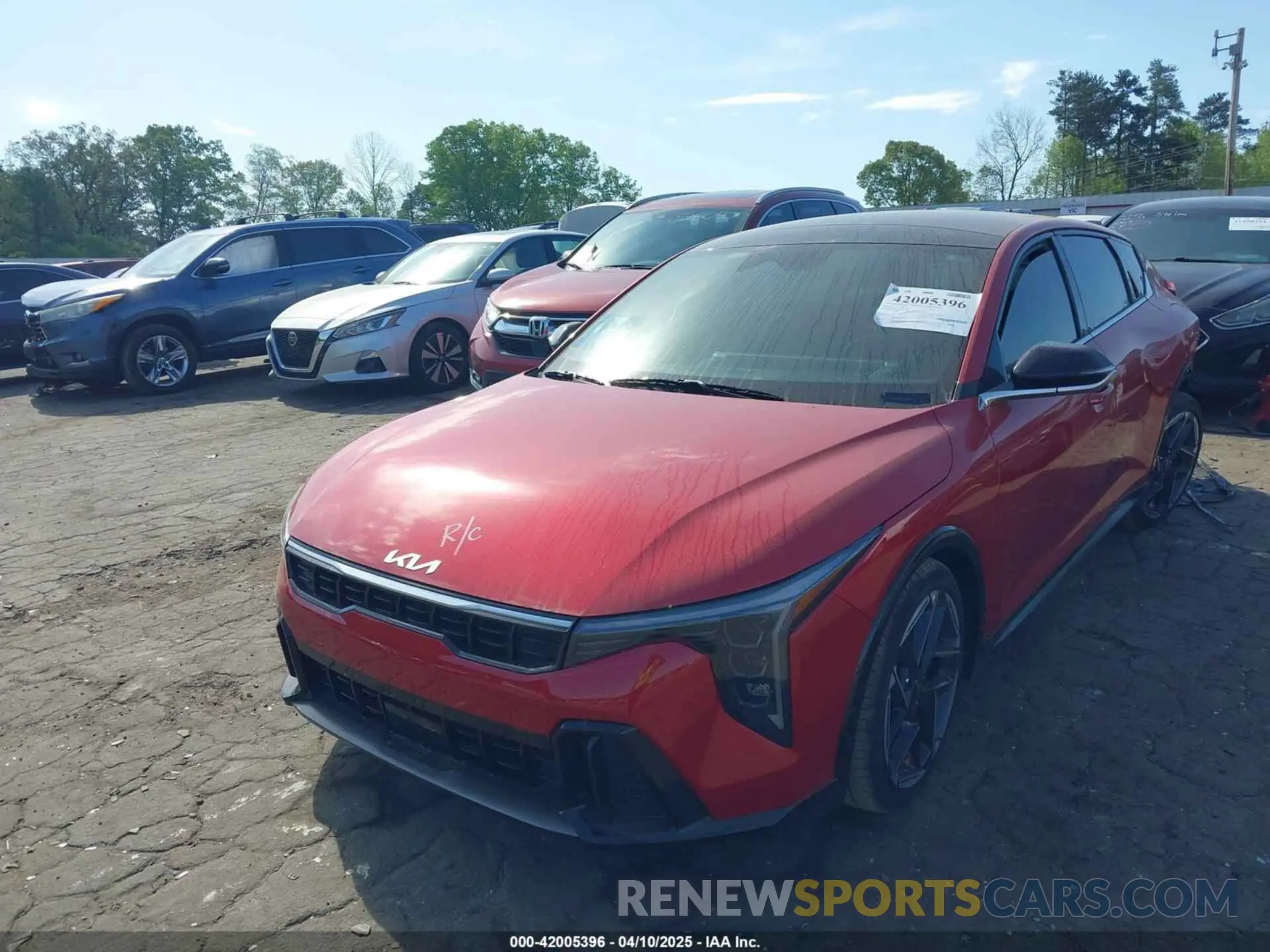 2 fotografías del automóvil dañado 3KPFW4DE1SE067495 KIA K4 2025