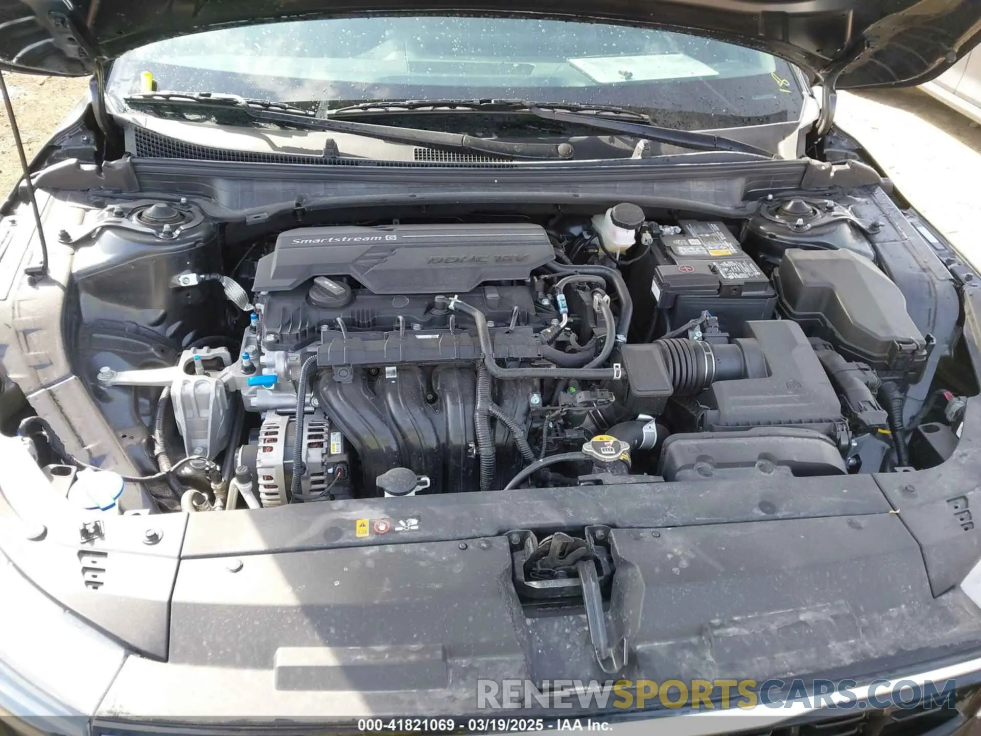 10 fotografías del automóvil dañado 3KPFW4DE5SE057617 KIA K4 2025