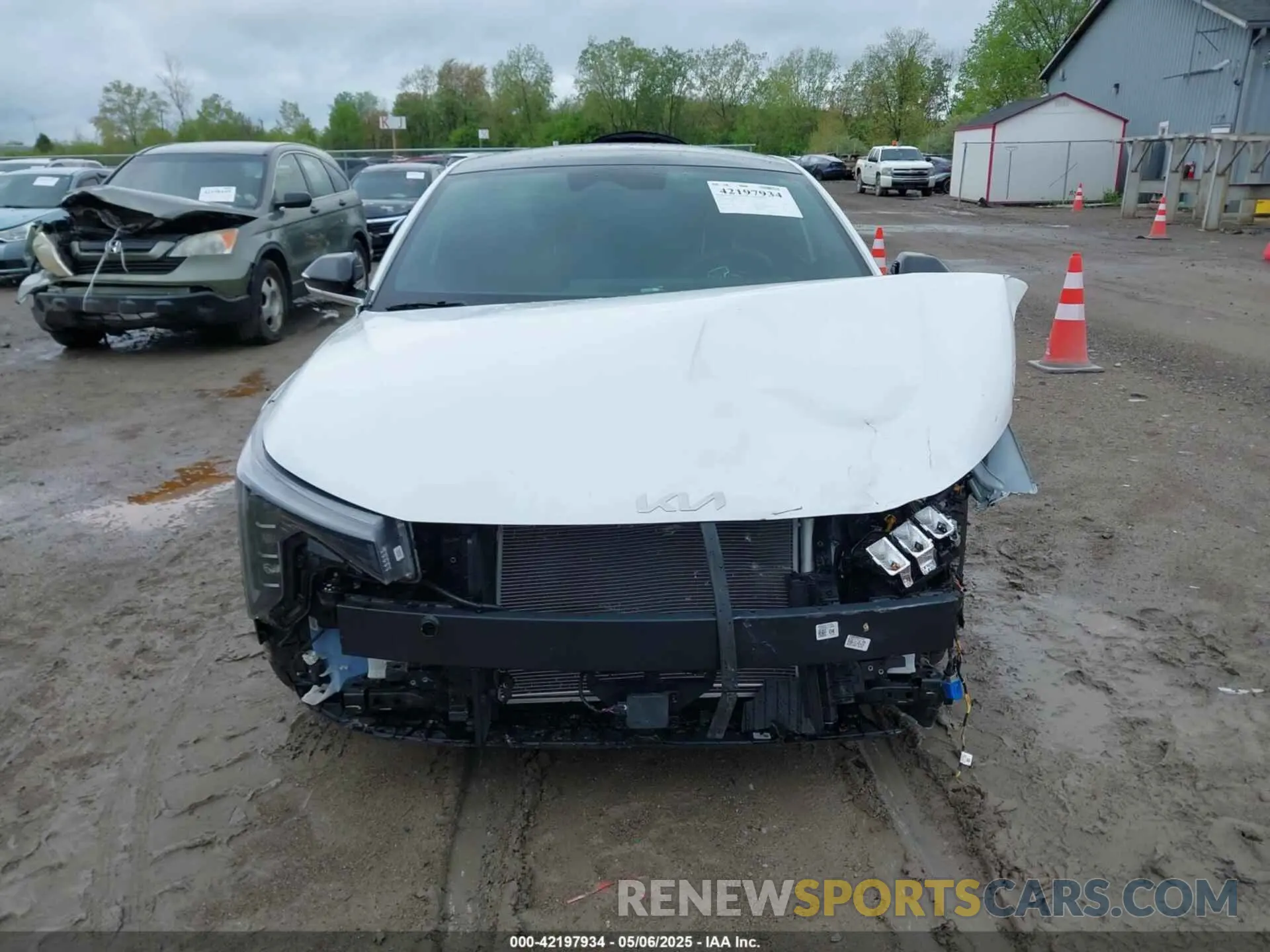12 fotografías del automóvil dañado 3KPFW4DE6SE083711 KIA K4 2025