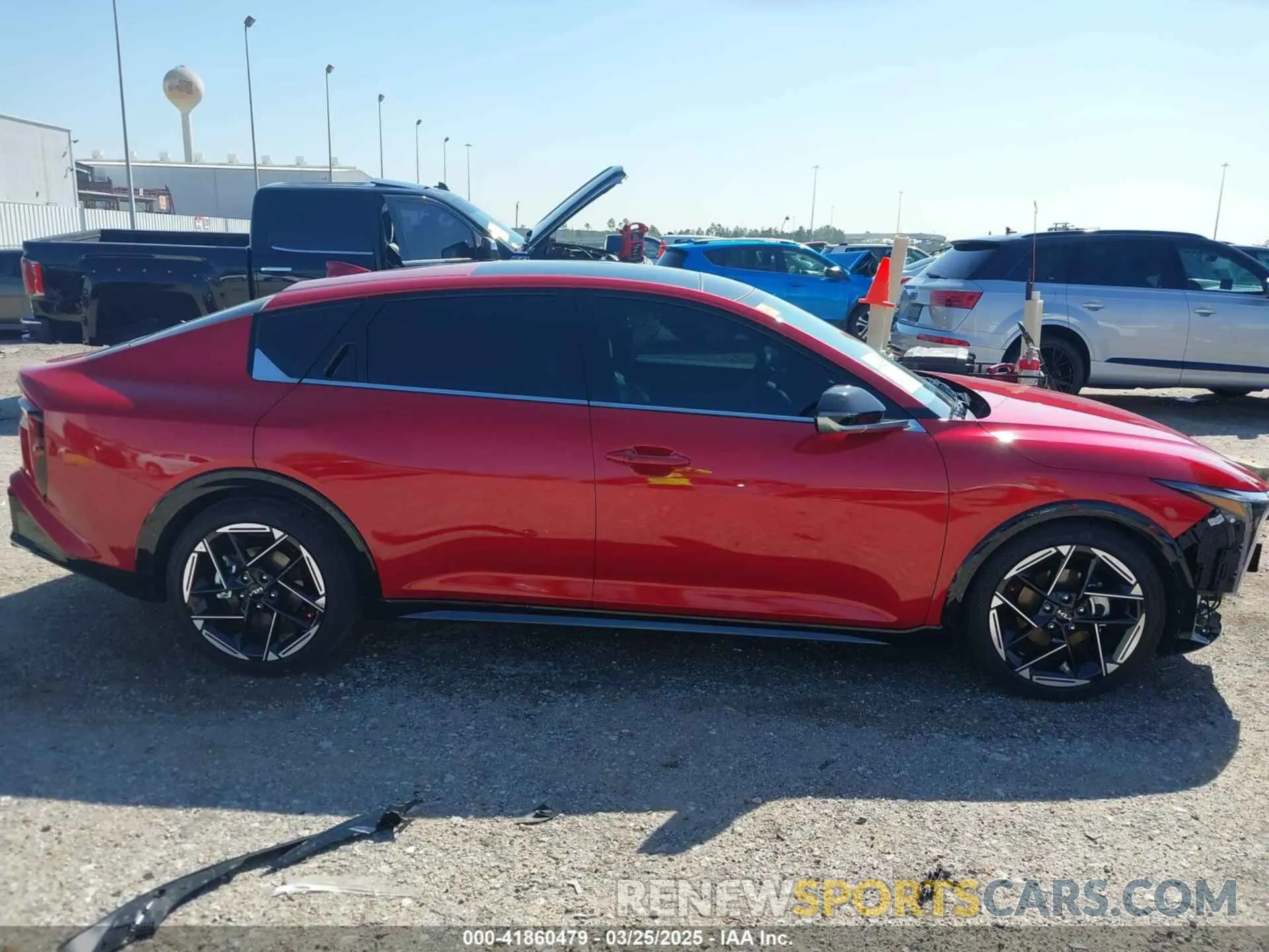 14 fotografías del automóvil dañado 3KPFW4DE8SE079207 KIA K4 2025