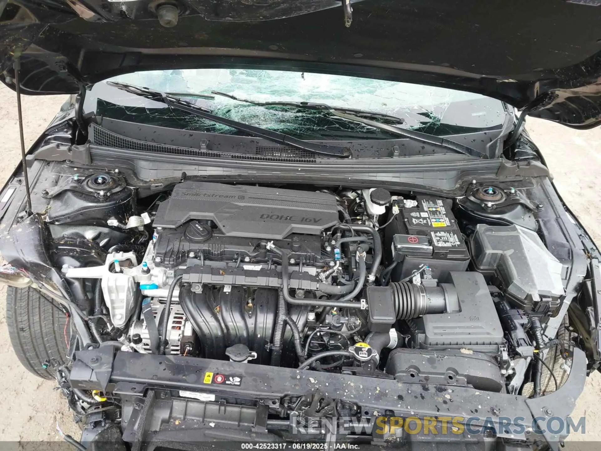 10 fotografías del automóvil dañado 3KPFW4DE9SE055658 KIA K4 2025