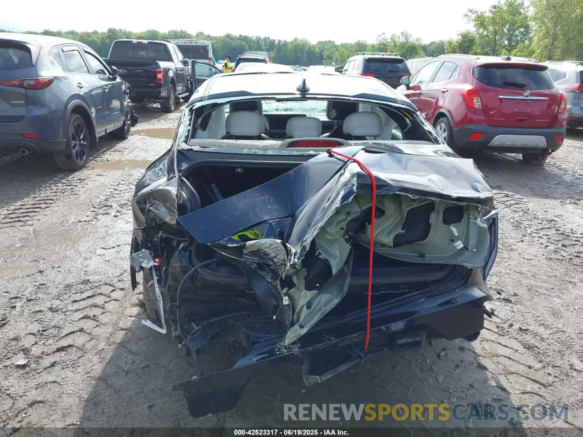 16 fotografías del automóvil dañado 3KPFW4DE9SE055658 KIA K4 2025