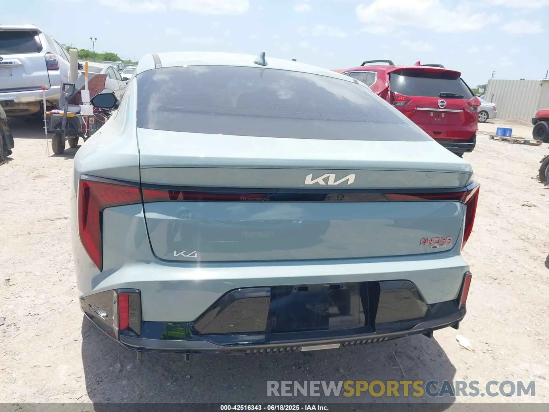 16 fotografías del automóvil dañado 3KPFW4DEXSE034348 KIA K4 2025