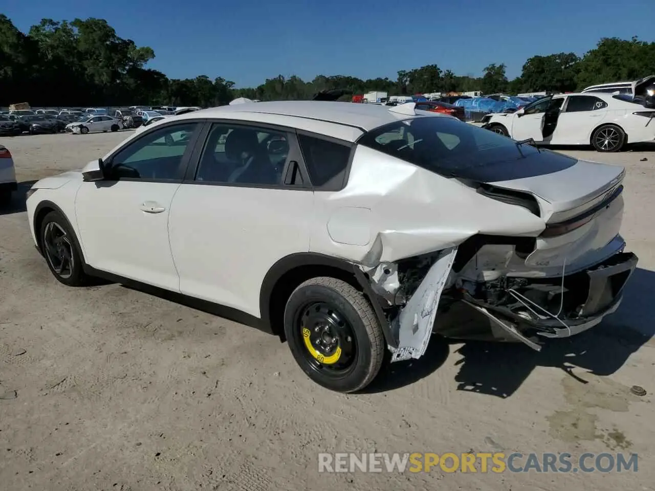 2 fotografías del automóvil dañado 3KPFU4DE2SE032860 KIA K4 EX 2025