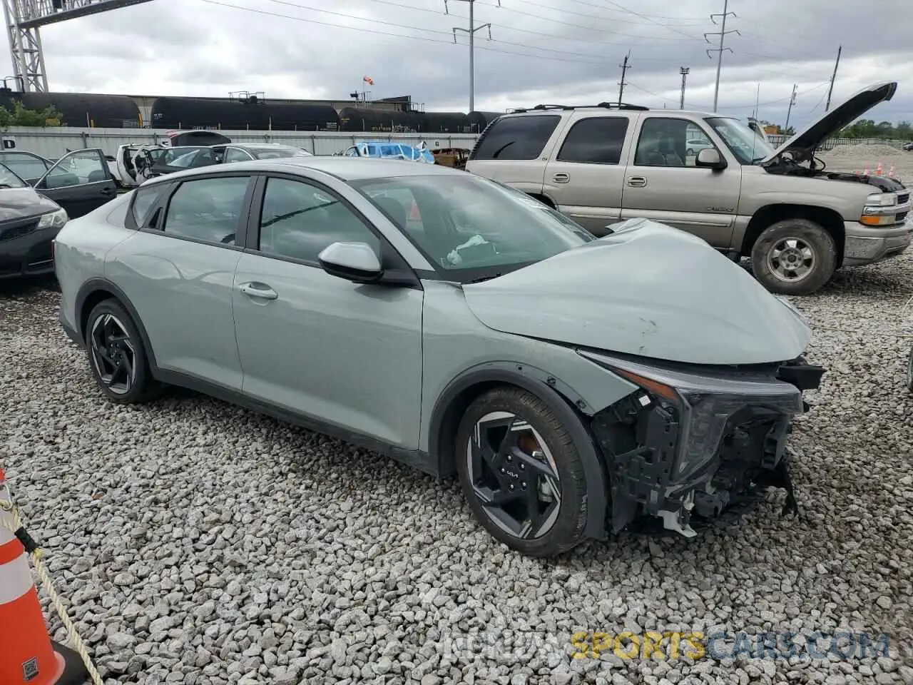 4 fotografías del automóvil dañado 3KPFU4DE3SE058934 KIA K4 EX 2025