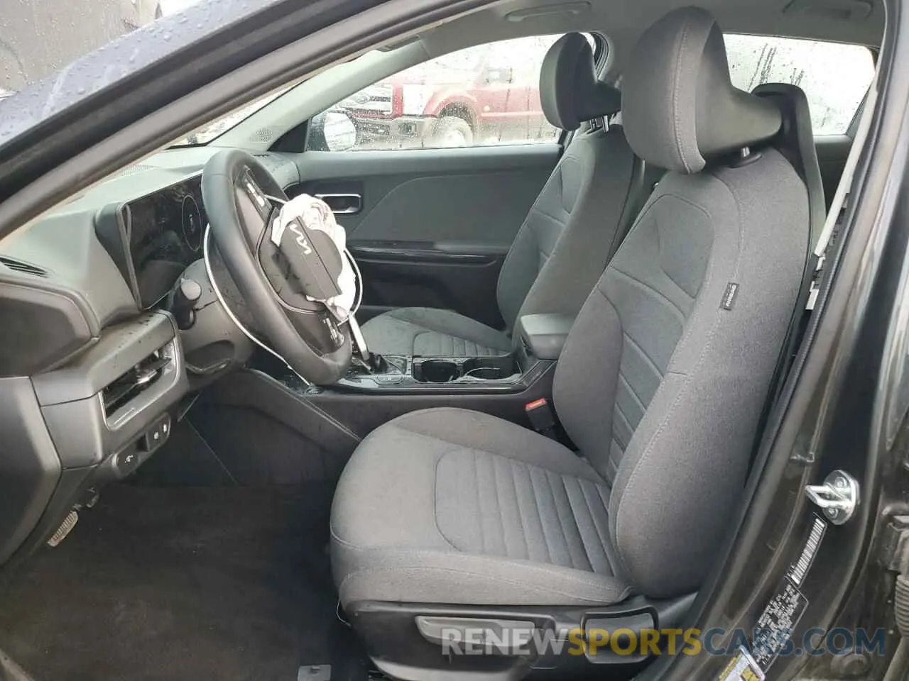 7 fotografías del automóvil dañado 3KPFU4DEXSE019032 KIA K4 EX 2025