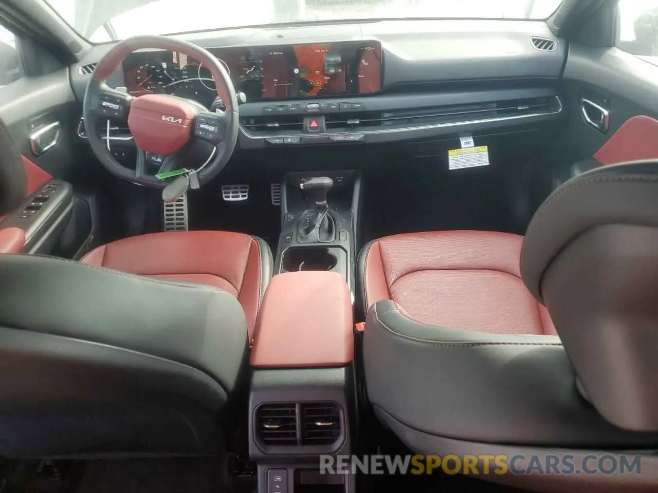 8 fotografías del automóvil dañado 3KPFW4DC0SE067227 KIA K4 GT-LINE 2025