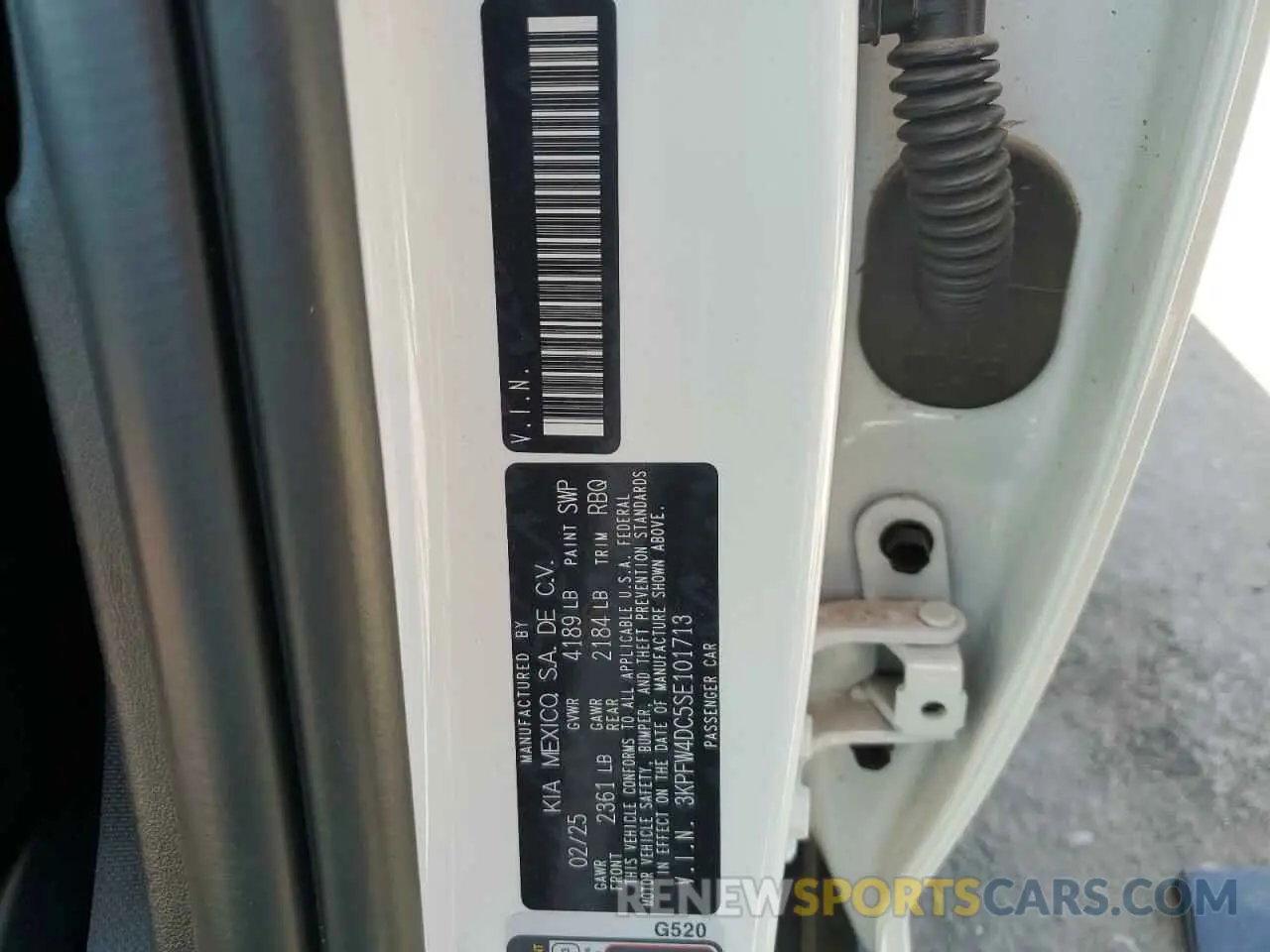 12 fotografías del automóvil dañado 3KPFW4DC5SE101713 KIA K4 GT-LINE 2025