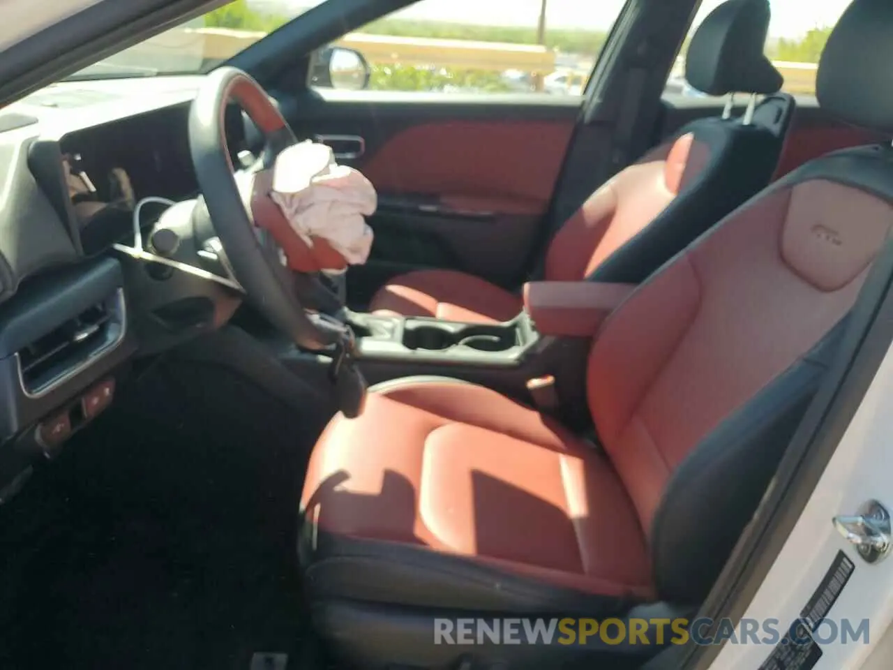 7 fotografías del automóvil dañado 3KPFW4DC5SE101713 KIA K4 GT-LINE 2025