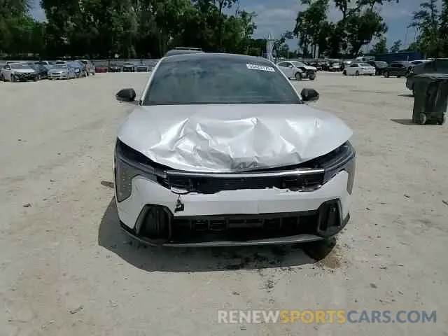 14 fotografías del automóvil dañado 3KPFW4DCXSE072385 KIA K4 GT-LINE 2025
