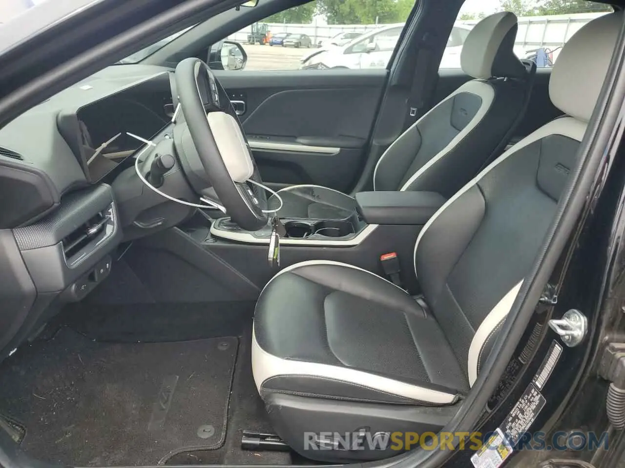 7 fotografías del automóvil dañado 3KPFW4DE1SE042869 KIA K4 GT LINE 2025