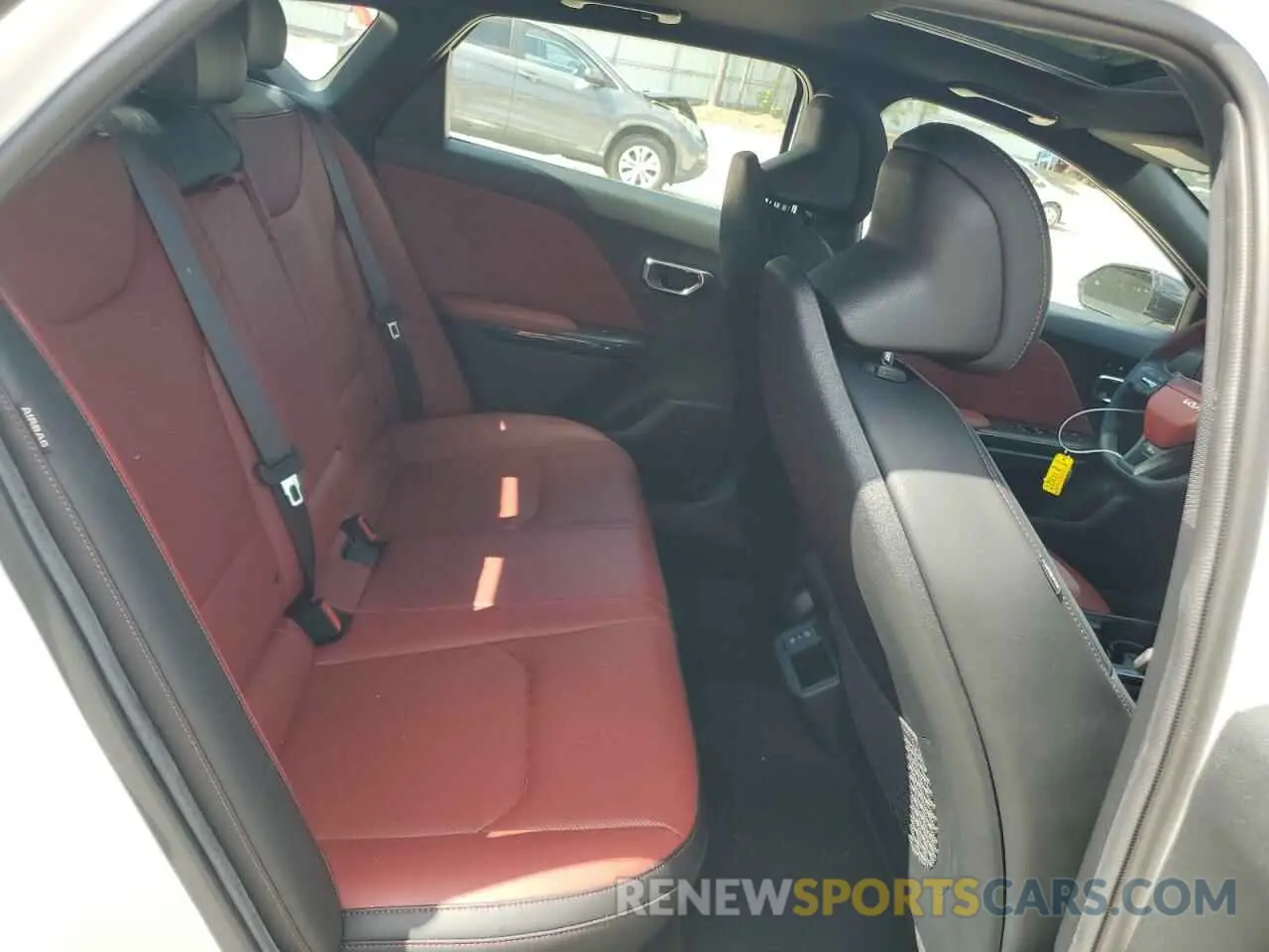 10 fotografías del automóvil dañado 3KPFW4DE2SE055954 KIA K4 GT LINE 2025