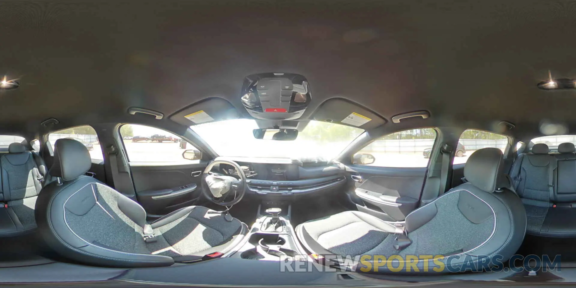 14 fotografías del automóvil dañado 3KPFW4DE7SE064648 KIA K4 GT LINE 2025