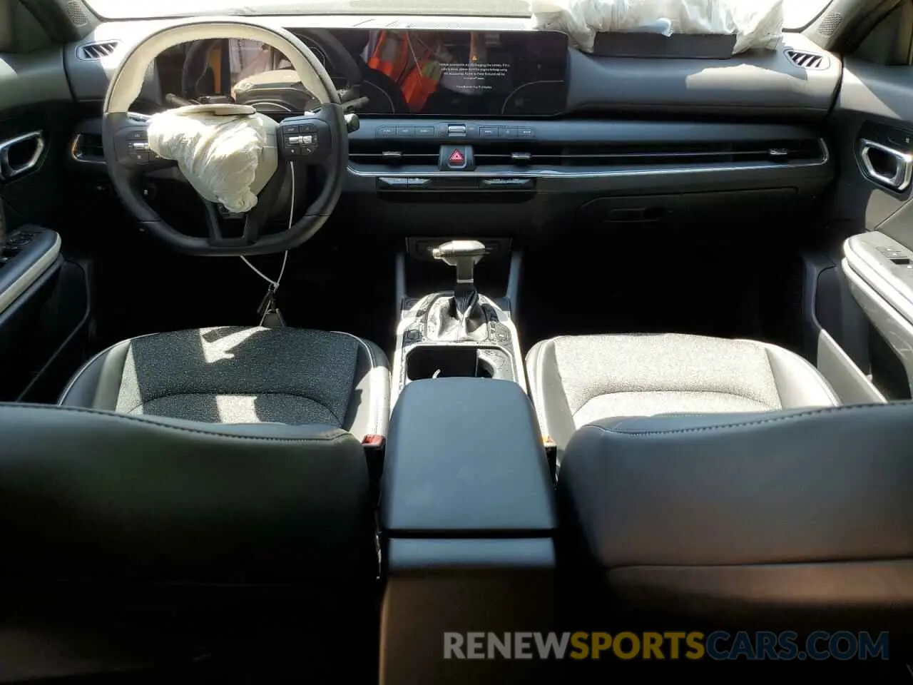8 fotografías del automóvil dañado 3KPFW4DE7SE064648 KIA K4 GT LINE 2025