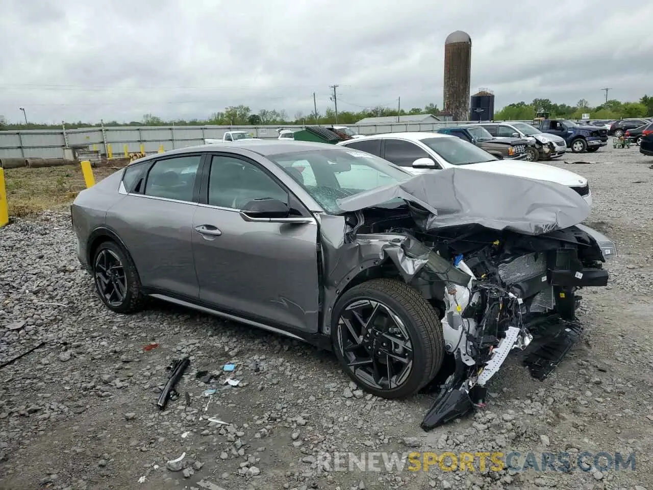 4 fotografías del automóvil dañado 3KPFW4DE8SE064609 KIA K4 GT LINE 2025