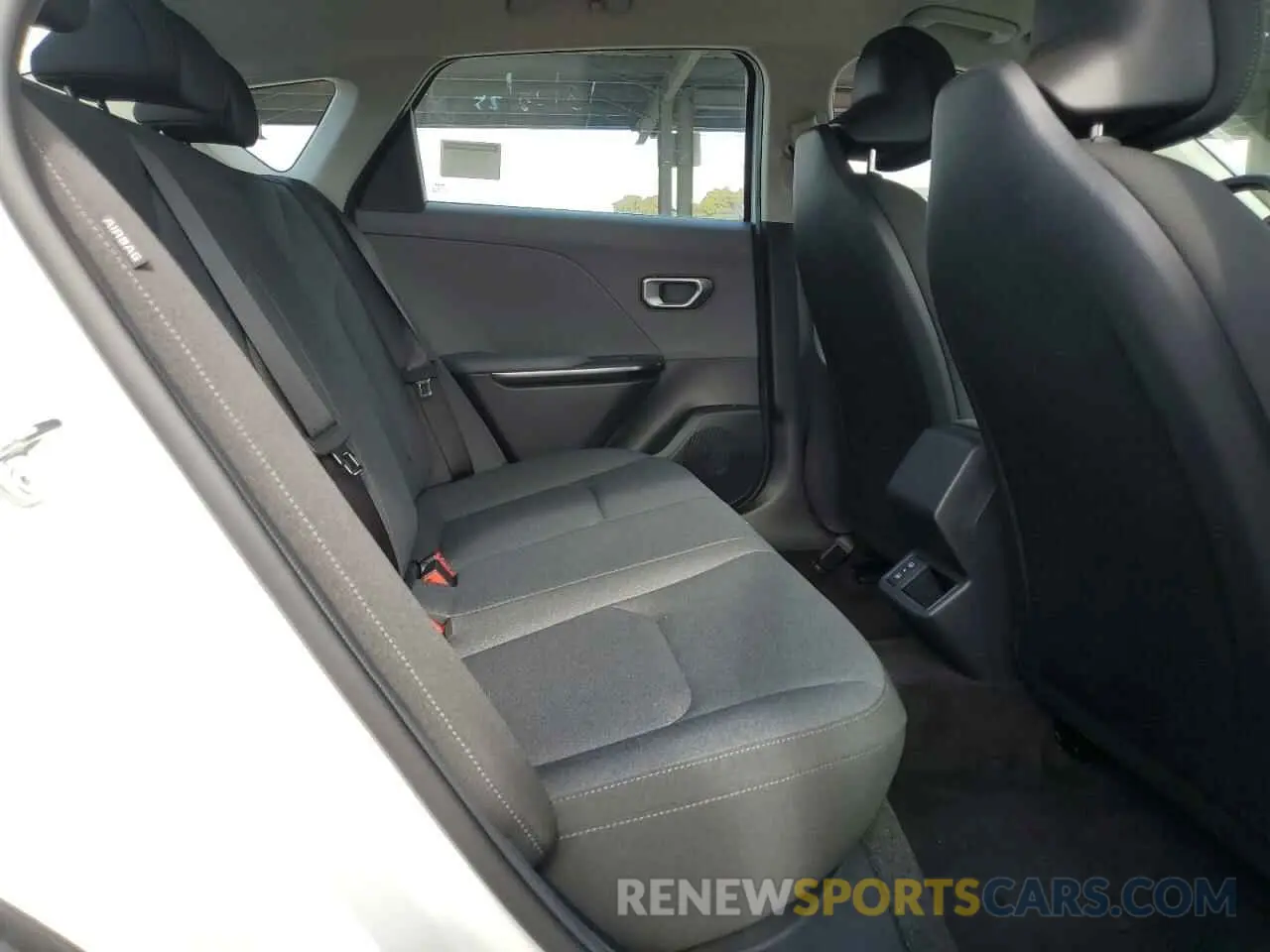 10 fotografías del automóvil dañado 3KPFT4DE0SE085429 KIA K4 LX 2025