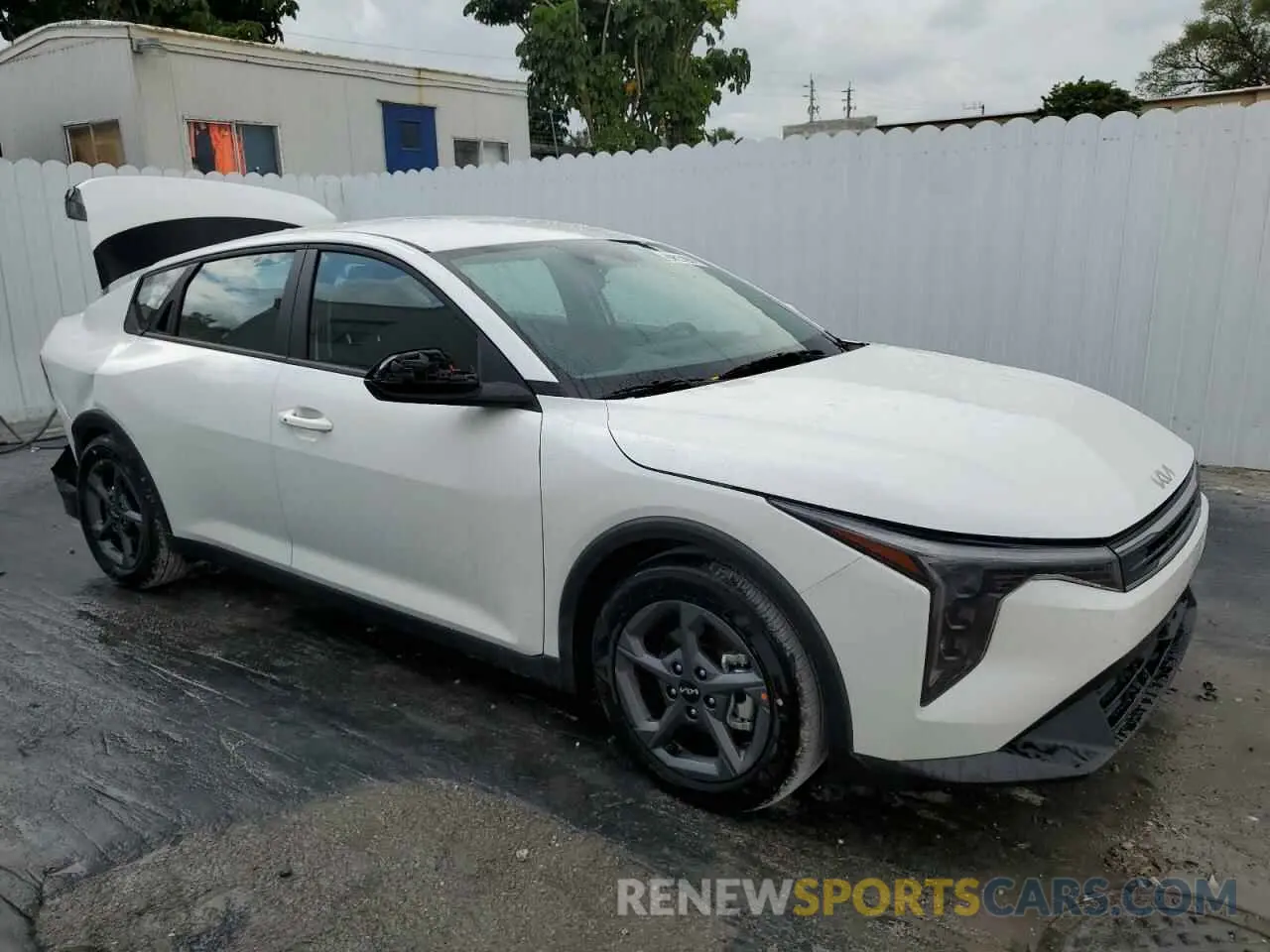 4 fotografías del automóvil dañado 3KPFT4DE0SE085463 KIA K4 LX 2025