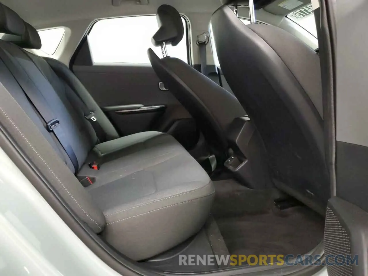 10 fotografías del automóvil dañado 3KPFT4DE1SE006530 KIA K4 LX 2025