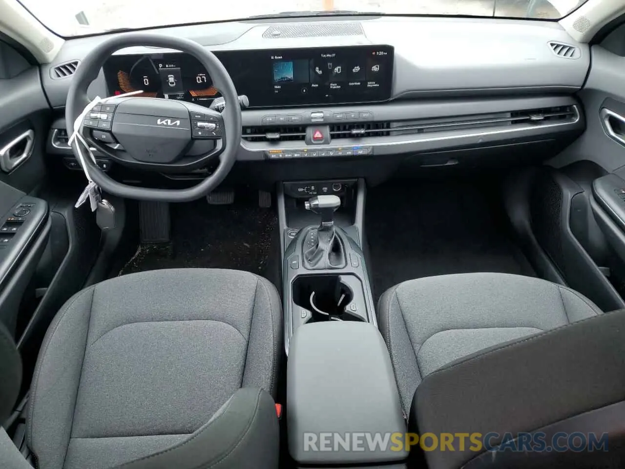 8 fotografías del automóvil dañado 3KPFT4DE1SE065867 KIA K4 LX 2025