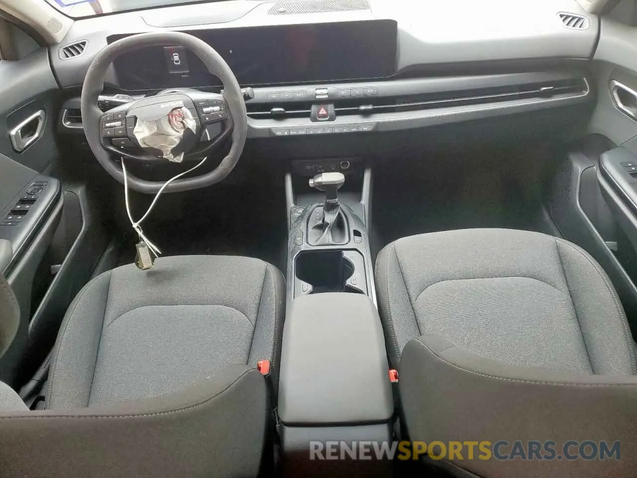 8 fotografías del automóvil dañado 3KPFT4DE1SE075279 KIA K4 LX 2025