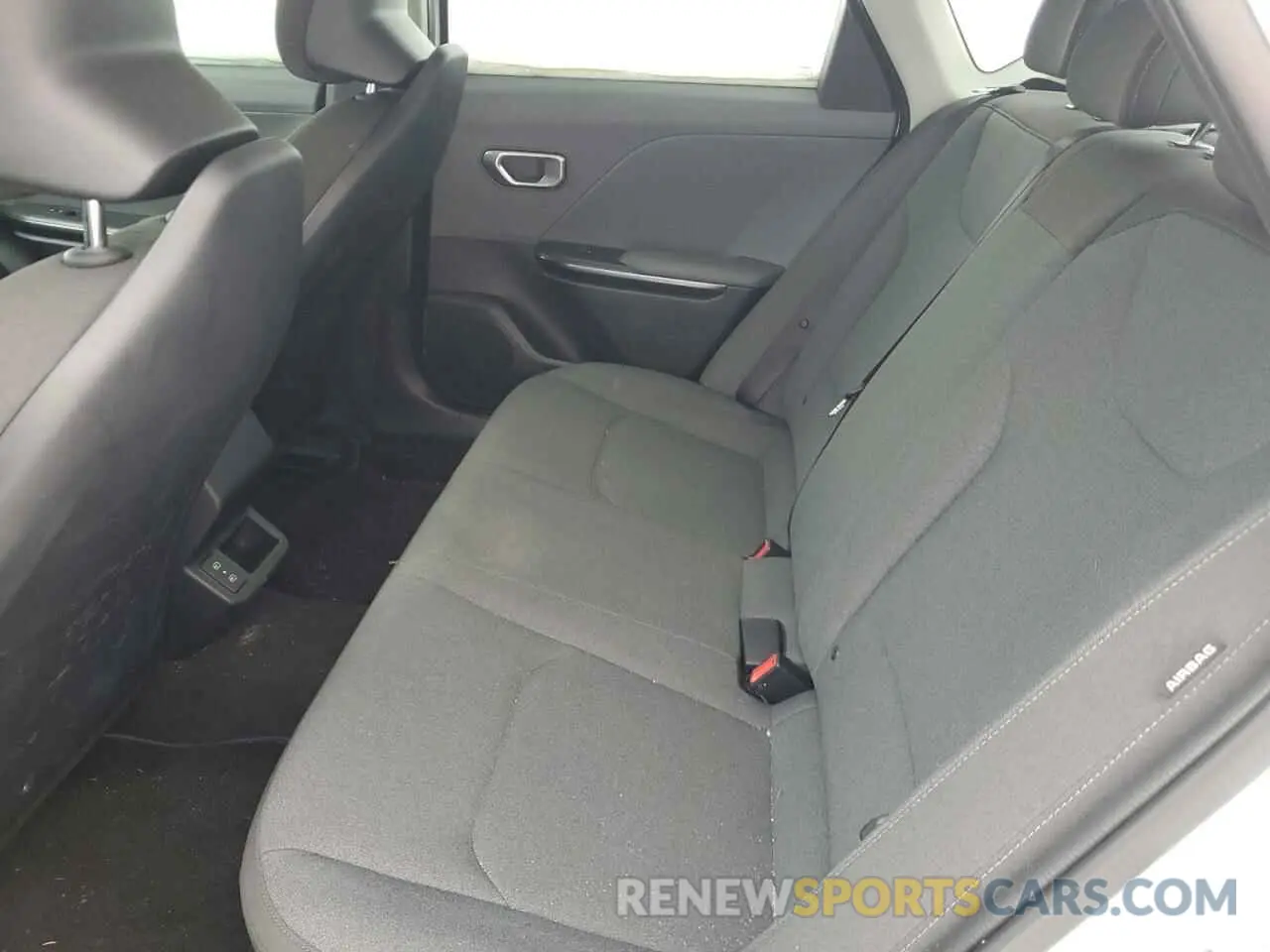 10 fotografías del automóvil dañado 3KPFT4DE3SE016766 KIA K4 LX 2025