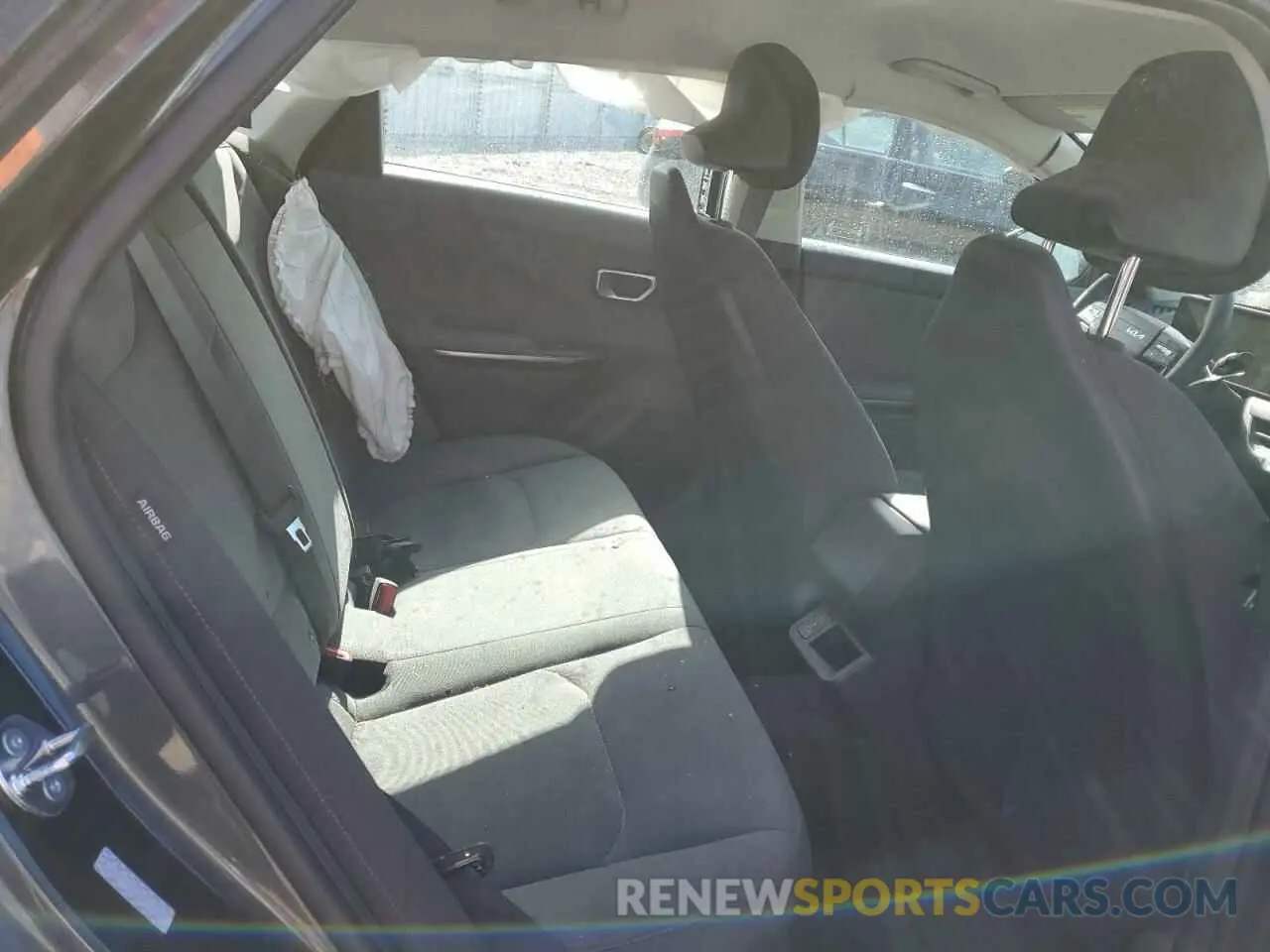 10 fotografías del automóvil dañado 3KPFT4DE4SE062610 KIA K4 LX 2025