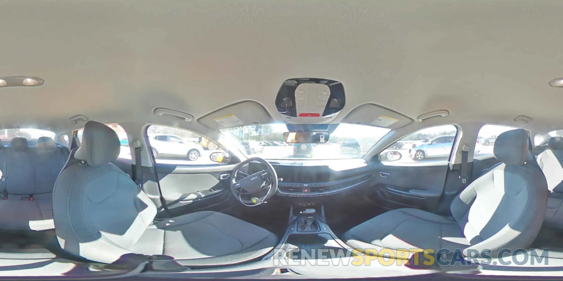 12 fotografías del automóvil dañado 3KPFT4DE5SE015196 KIA K4 LX 2025