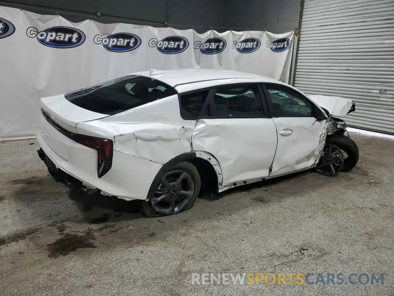 3 fotografías del automóvil dañado 3KPFT4DE5SE074359 KIA K4 LX 2025