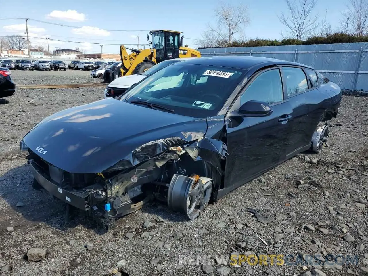 1 fotografías del automóvil dañado 3KPFT4DE6SE047316 KIA K4 LX 2025