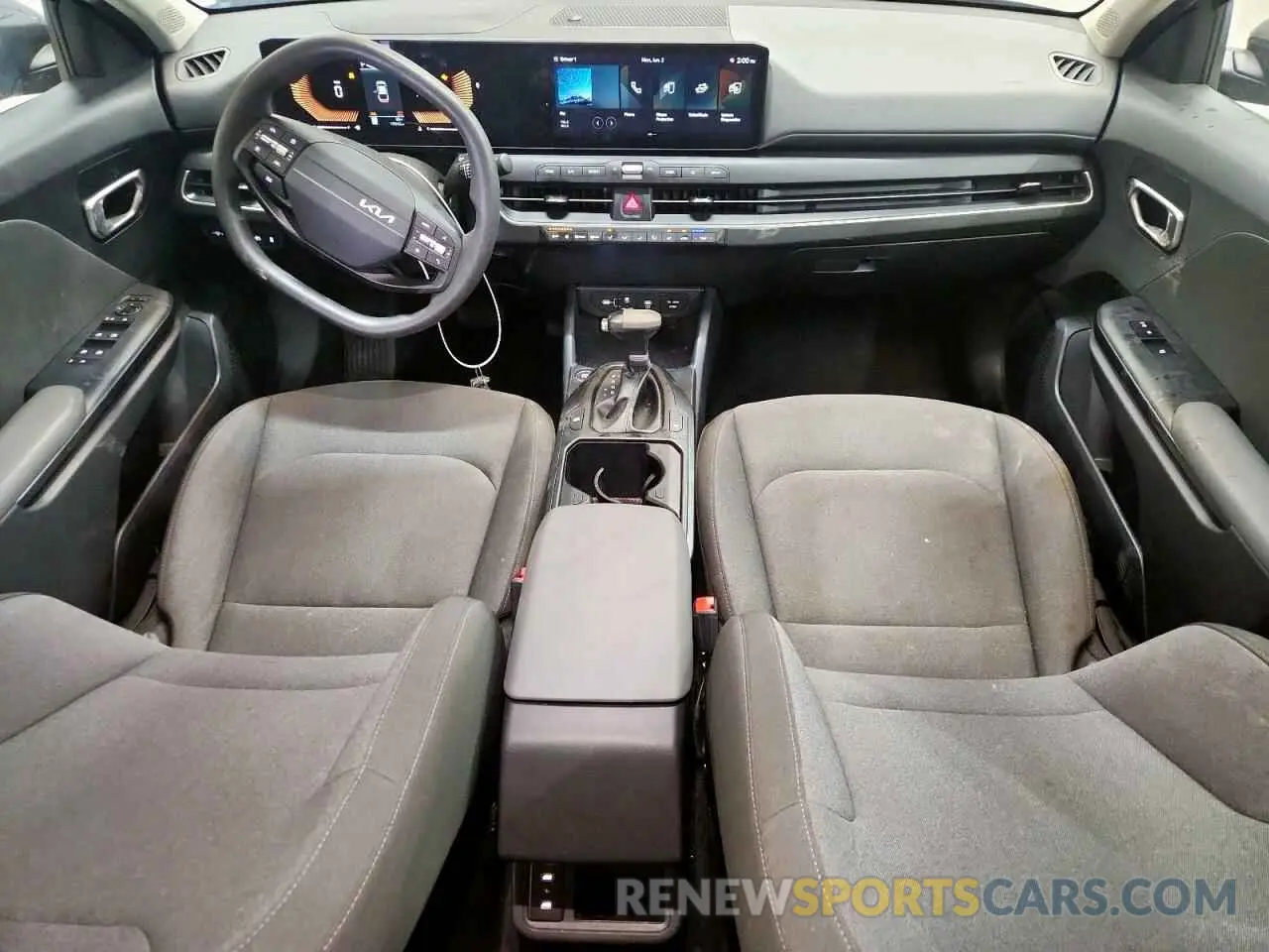 8 fotografías del automóvil dañado 3KPFT4DE6SE071874 KIA K4 LX 2025