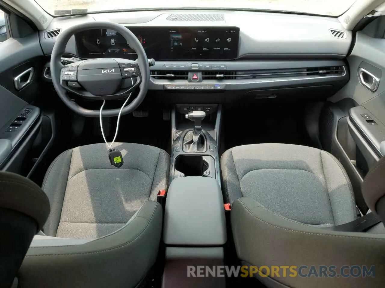 8 fotografías del automóvil dañado 3KPFT4DE6SE094538 KIA K4 LX 2025