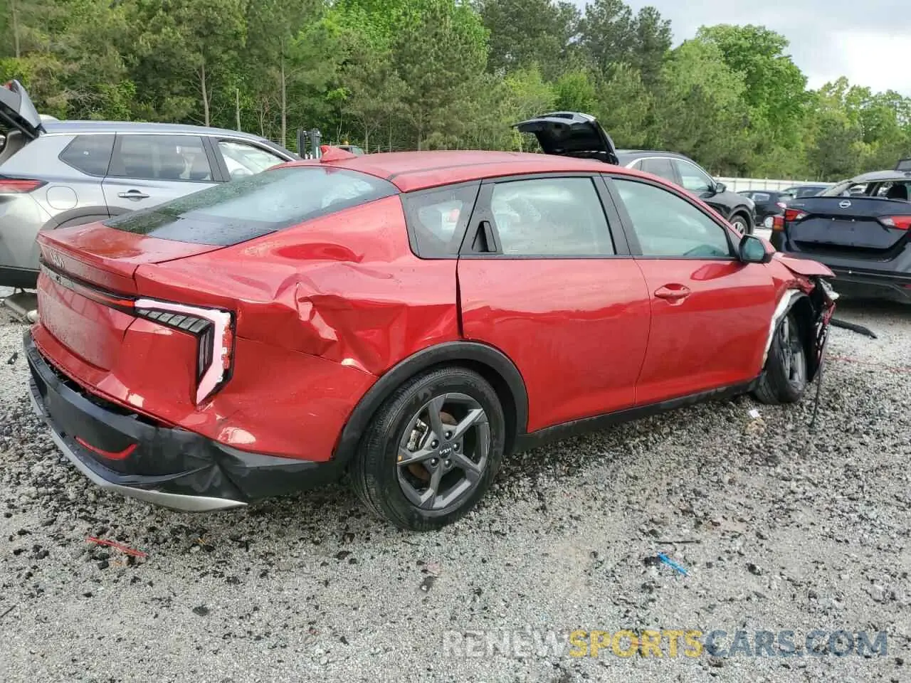 3 fotografías del automóvil dañado 3KPFT4DE7SE006743 KIA K4 LX 2025