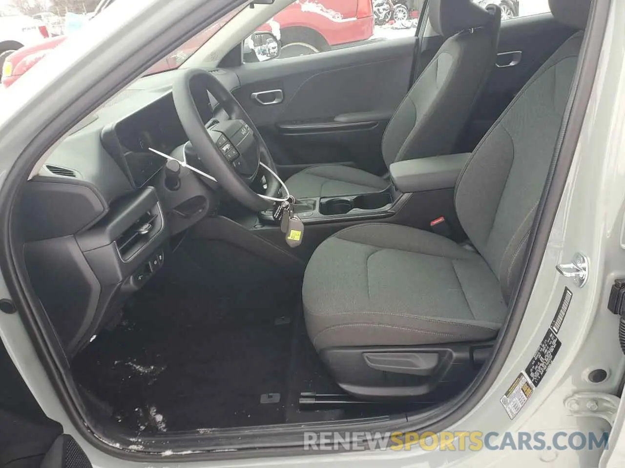 7 fotografías del automóvil dañado 3KPFT4DE7SE025356 KIA K4 LX 2025
