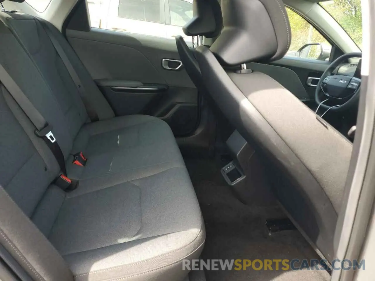 10 fotografías del automóvil dañado 3KPFT4DE7SE065386 KIA K4 LX 2025