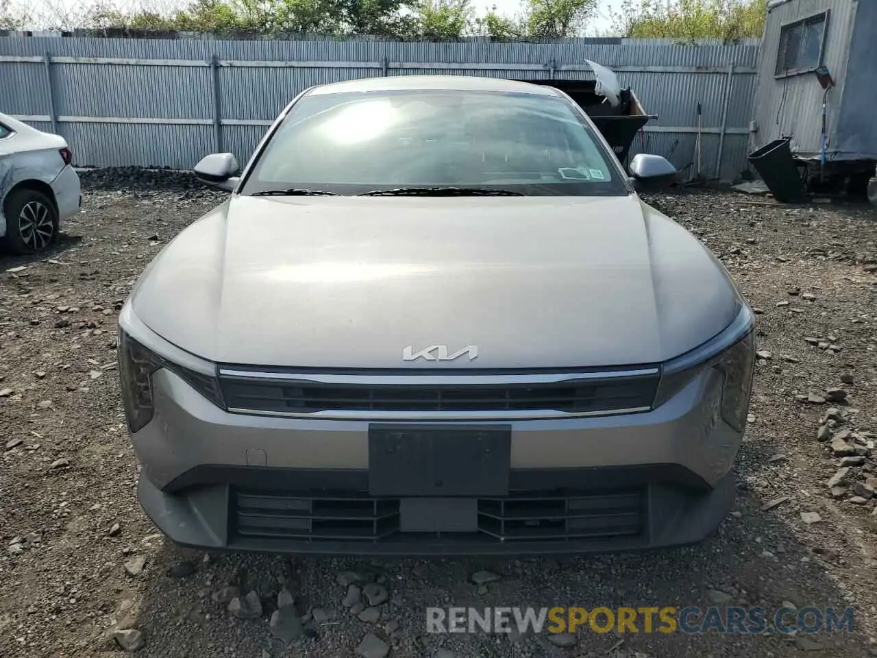 5 fotografías del automóvil dañado 3KPFT4DE7SE065386 KIA K4 LX 2025