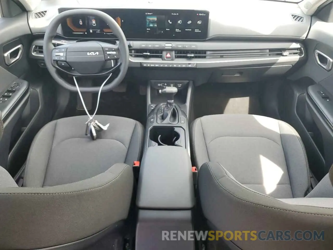 8 fotografías del automóvil dañado 3KPFT4DE7SE065386 KIA K4 LX 2025