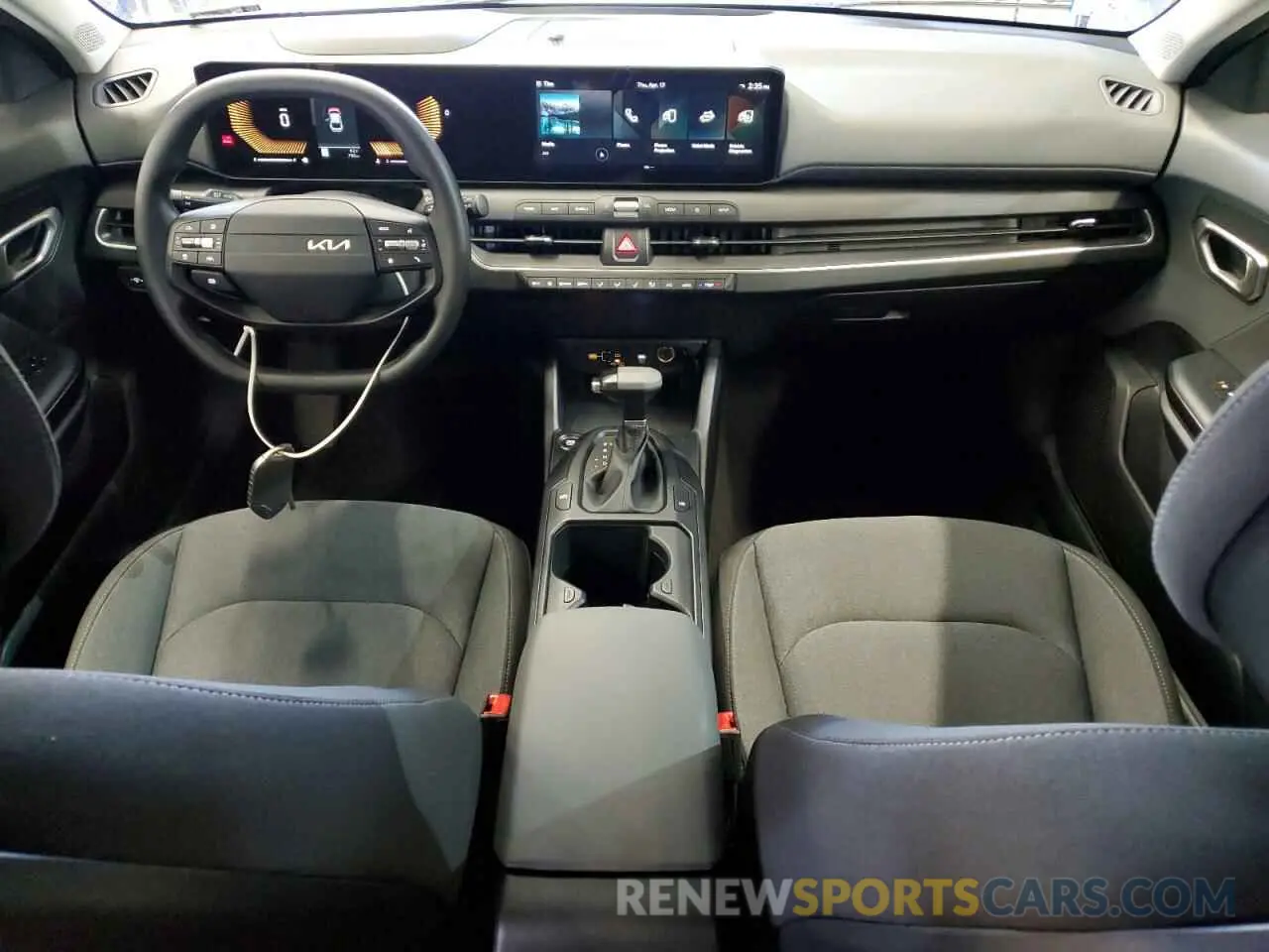 8 fotografías del automóvil dañado 3KPFT4DE8SE022269 KIA K4 LX 2025