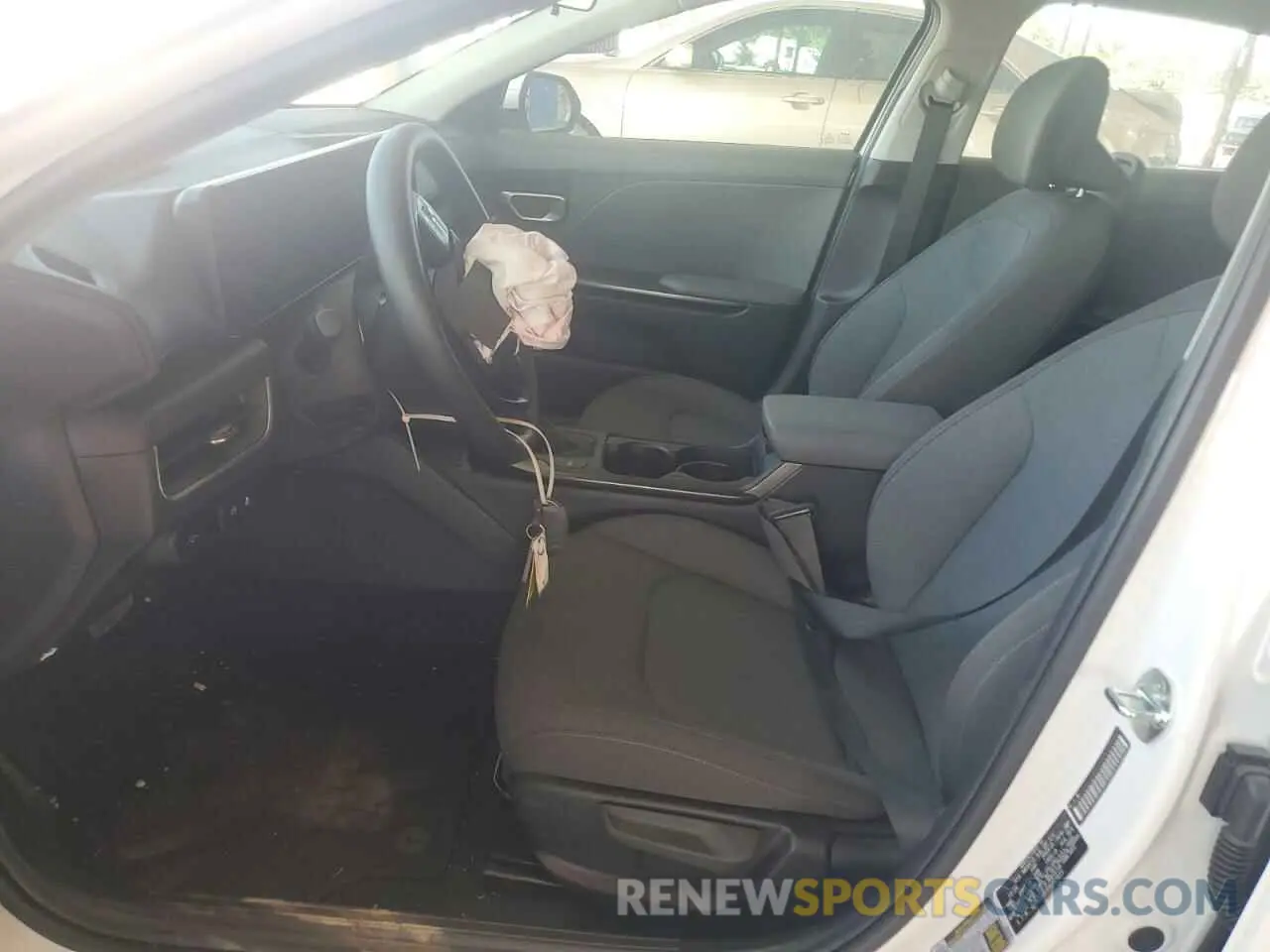 7 fotografías del automóvil dañado 3KPFT4DE8SE047415 KIA K4 LX 2025