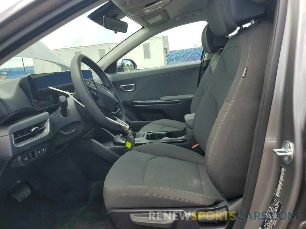 7 fotografías del automóvil dañado 3KPFT4DE9SE064353 KIA K4 LX 2025
