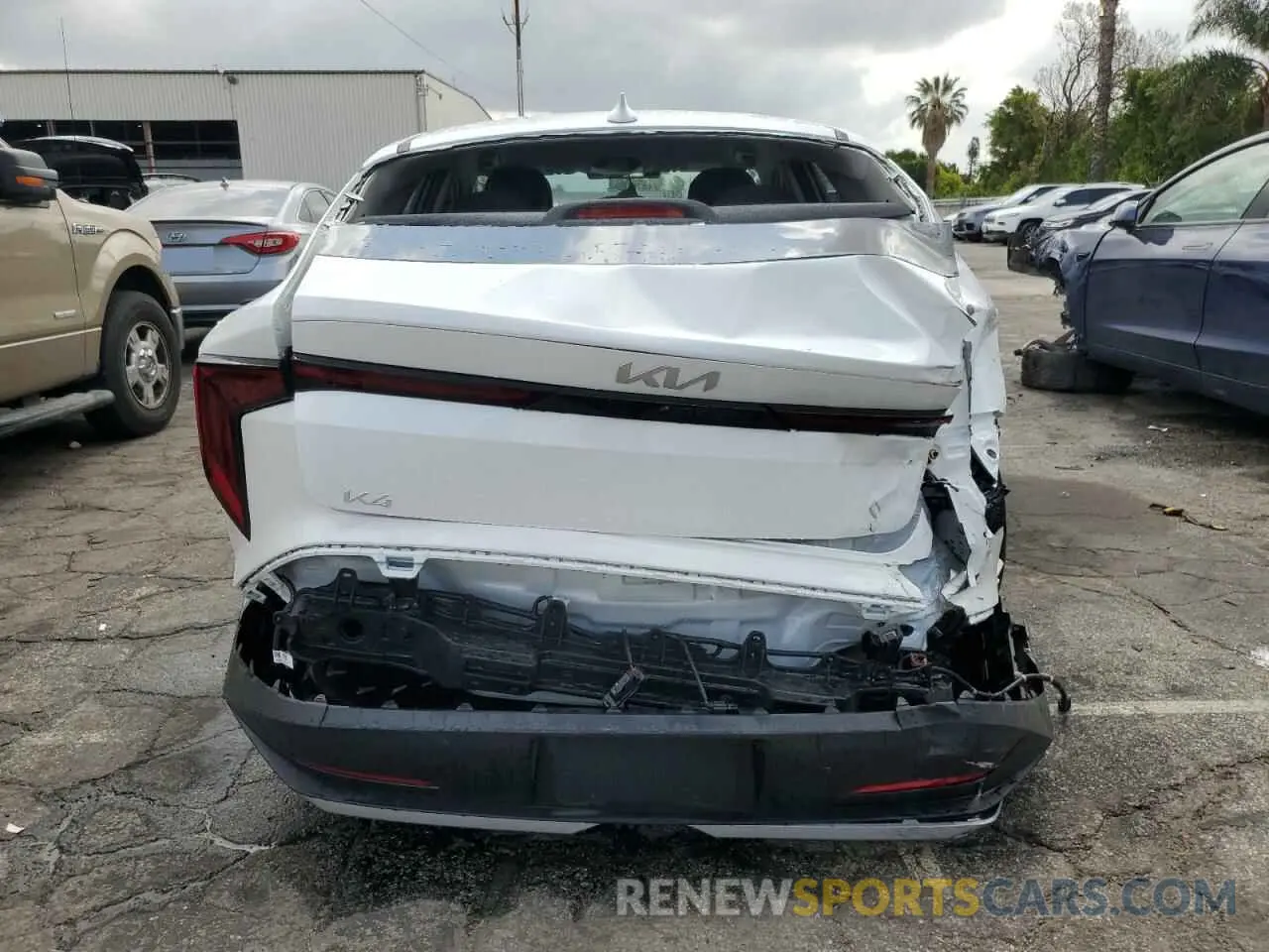 6 fotografías del automóvil dañado 3KPFT4DEXSE084790 KIA K4 LX 2025