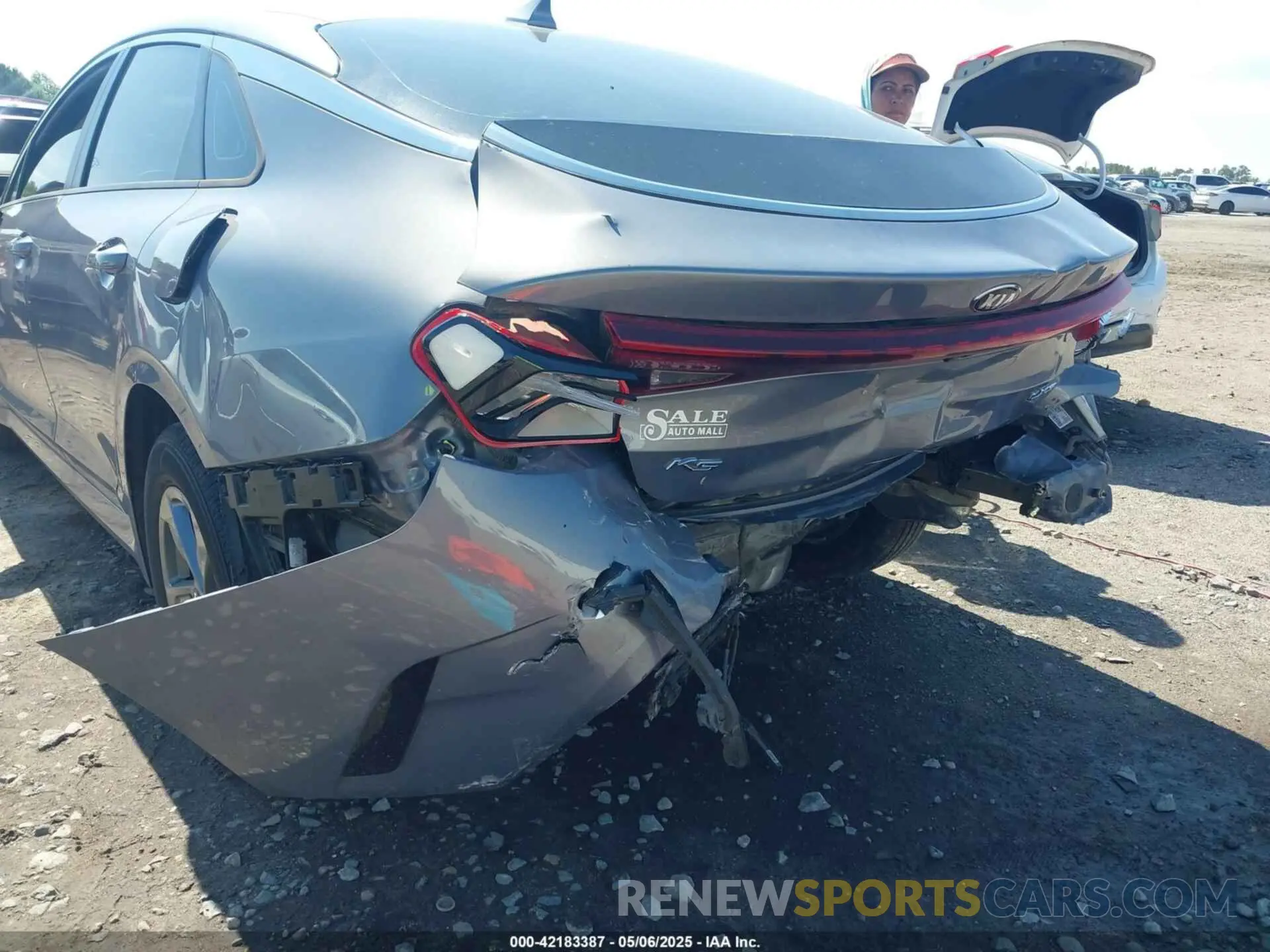 6 fotografías del automóvil dañado 5XXG14J21MG020801 KIA K5 2021