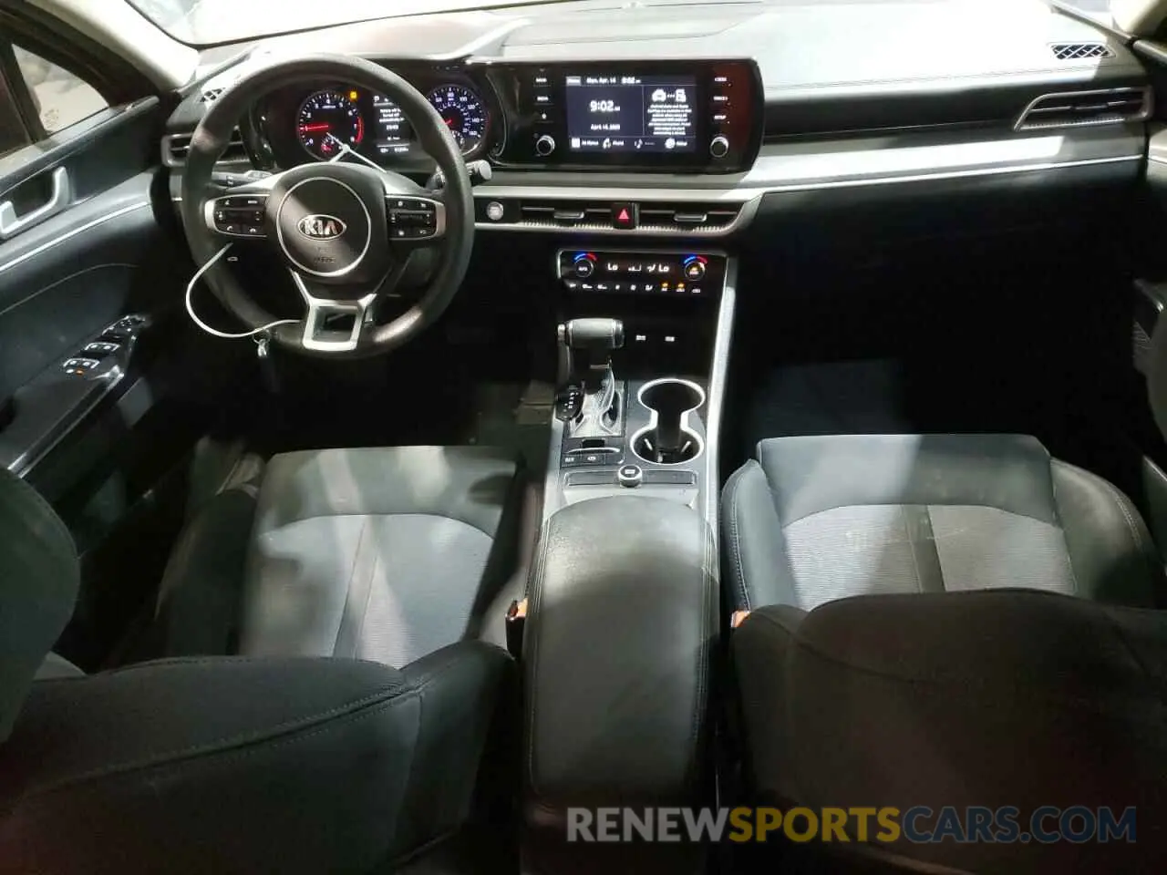 8 fotografías del automóvil dañado 5XXG14J21MG021169 KIA K5 2021