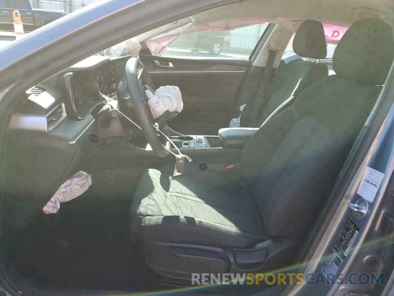 7 fotografías del automóvil dañado 5XXG14J21MG071845 KIA K5 2021