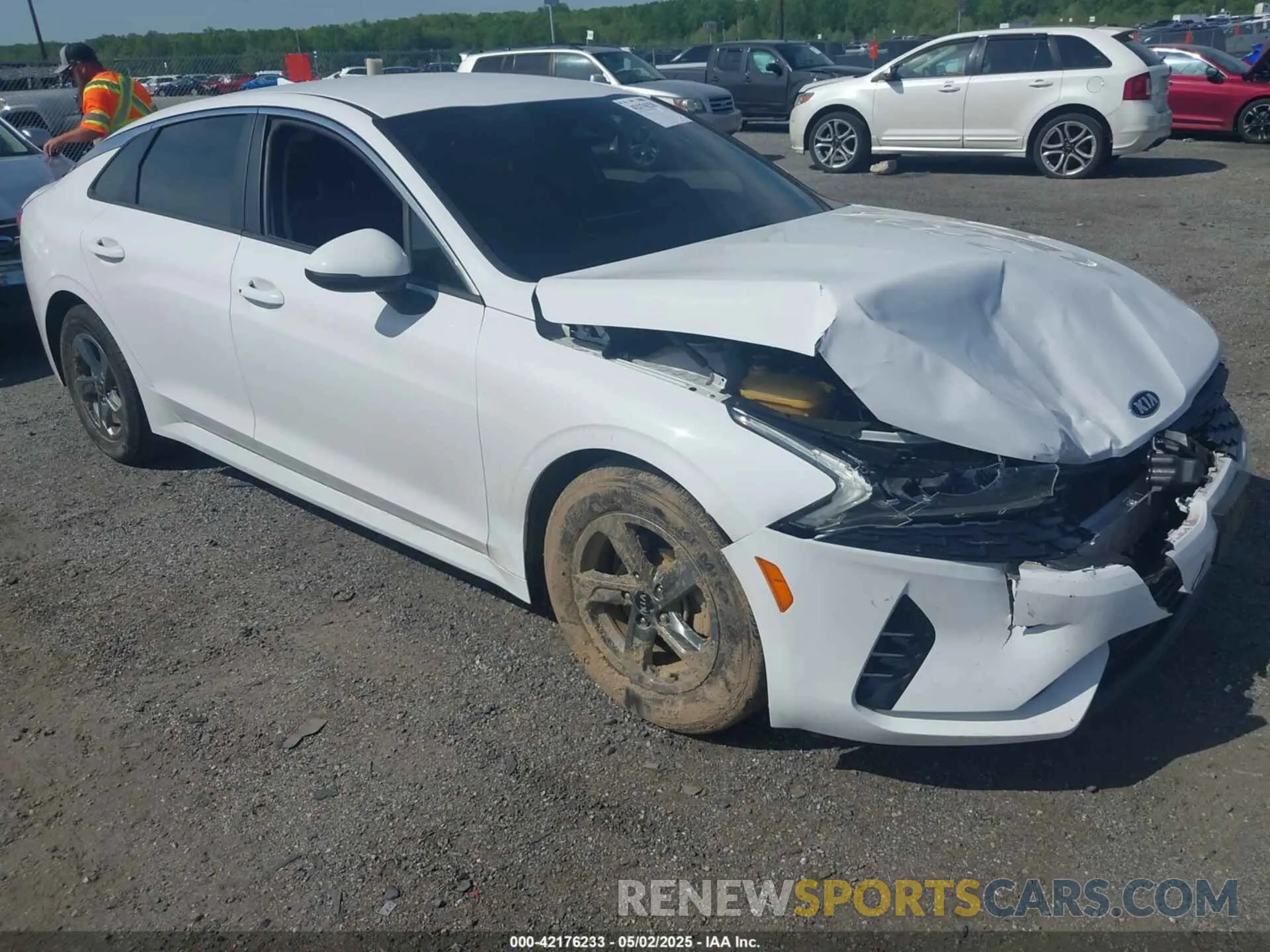 1 fotografías del automóvil dañado 5XXG14J21MG081596 KIA K5 2021